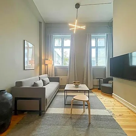 Beautiful 3 Bedroom Flat By Marble Church Kopenhaga