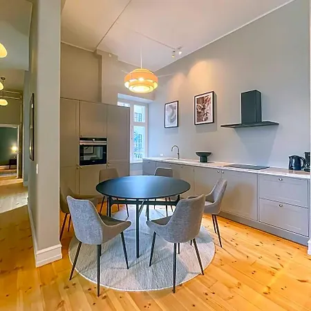 Beautiful 3 Bedroom Flat By Marble Church Rezydencja *