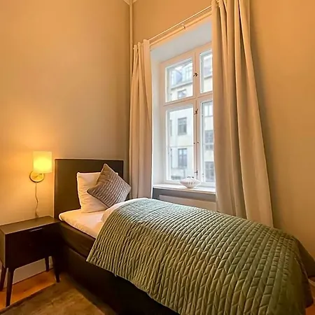 Beautiful 3 Bedroom Flat By Marble Church Hotel